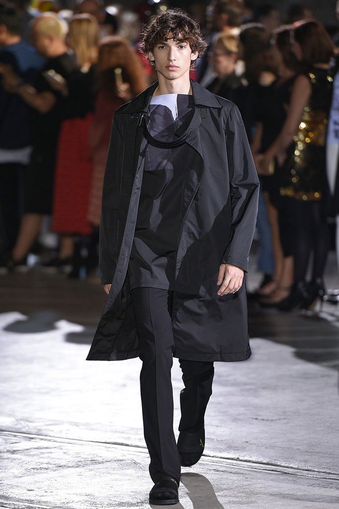 Raf Simons（拉夫·西蒙斯）2024佛罗伦萨男装周男装秀