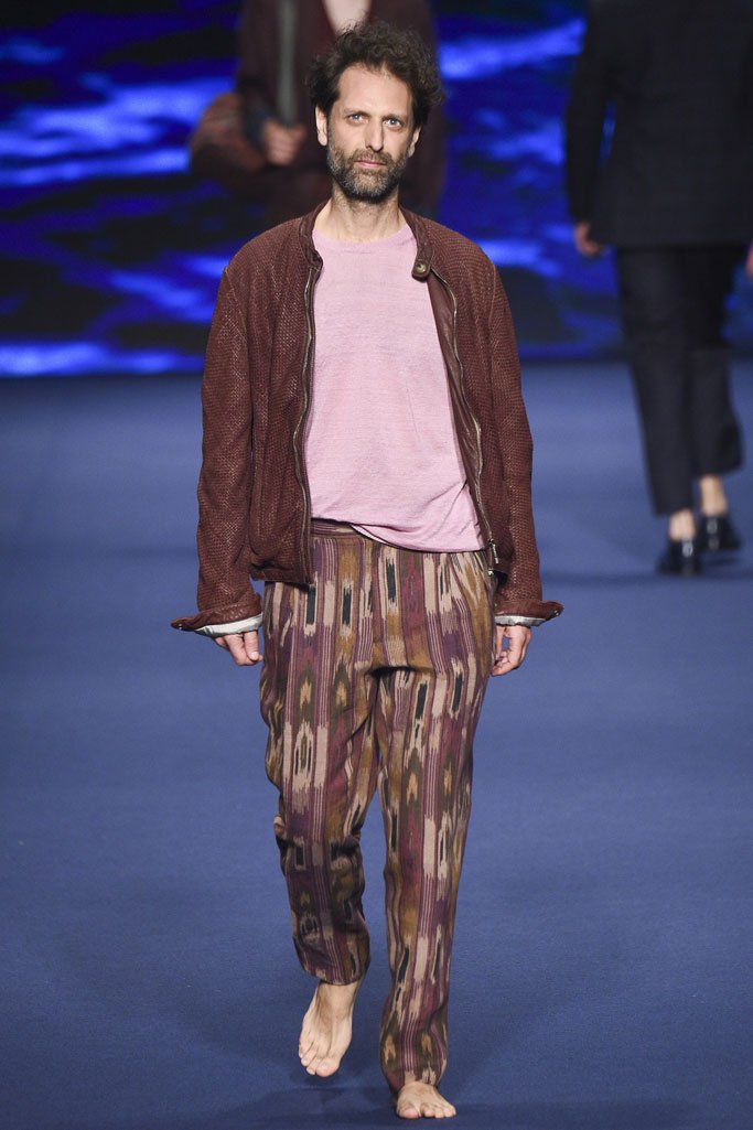 Etro（艾特罗）2024米兰时装发布会男装秀