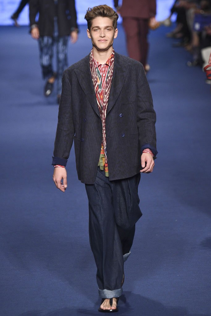 Etro（艾特罗）2024米兰时装发布会男装秀