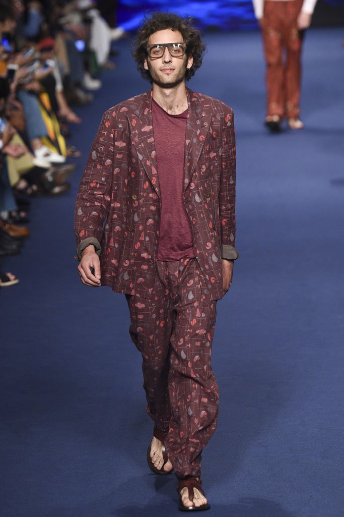 Etro（艾特罗）2024米兰时装发布会男装秀