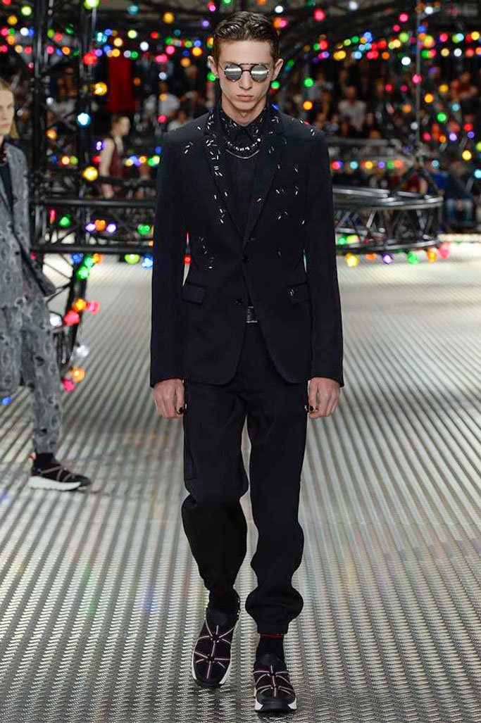 Dior Homme 2024巴黎时装发布会男装秀