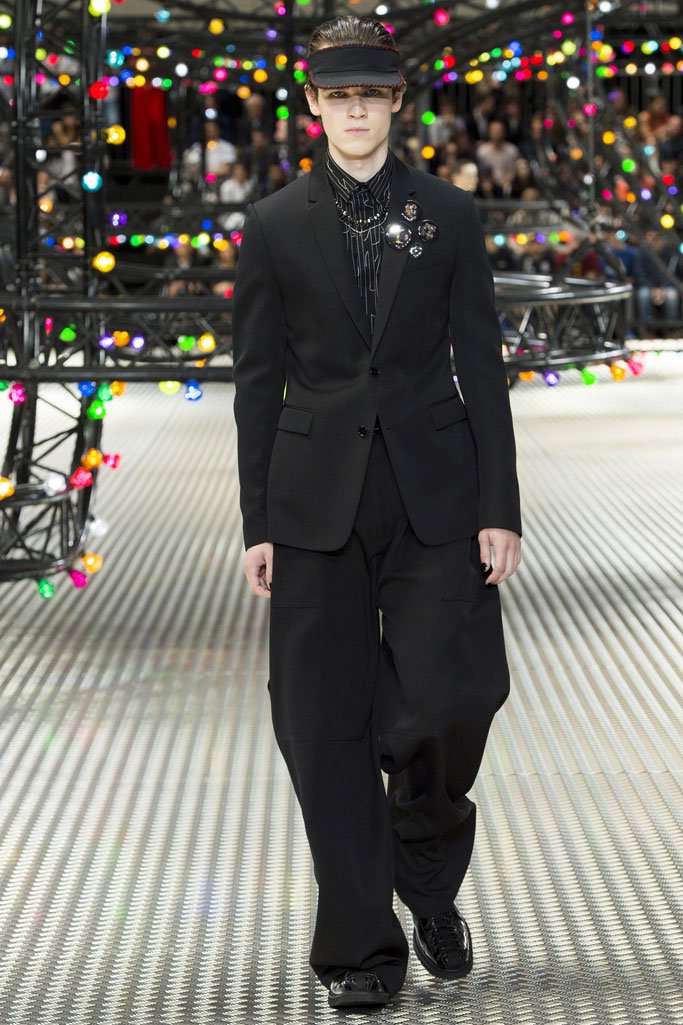 Dior Homme 2024巴黎时装发布会男装秀