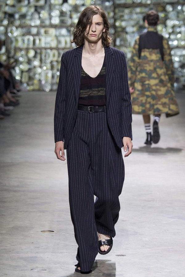 Dries Van Noten（德赖斯·范诺顿）2024巴黎时装男装秀