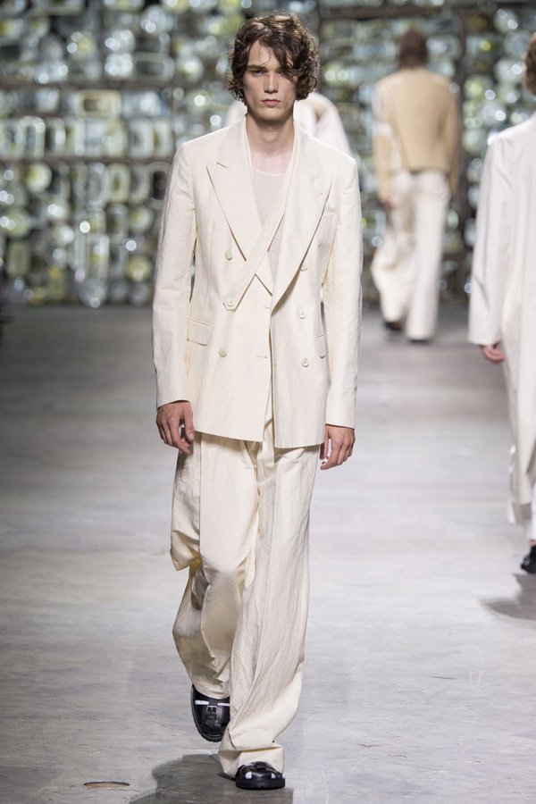 Dries Van Noten（德赖斯·范诺顿）2024巴黎时装男装秀