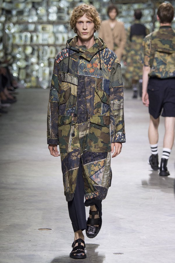 Dries Van Noten（德赖斯·范诺顿）2024巴黎时装男装秀