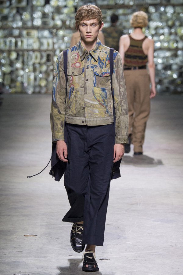 Dries Van Noten（德赖斯·范诺顿）2024巴黎时装男装秀