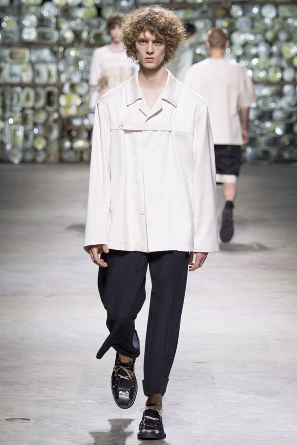 Dries Van Noten（德赖斯·范诺顿）2024巴黎时装男装秀