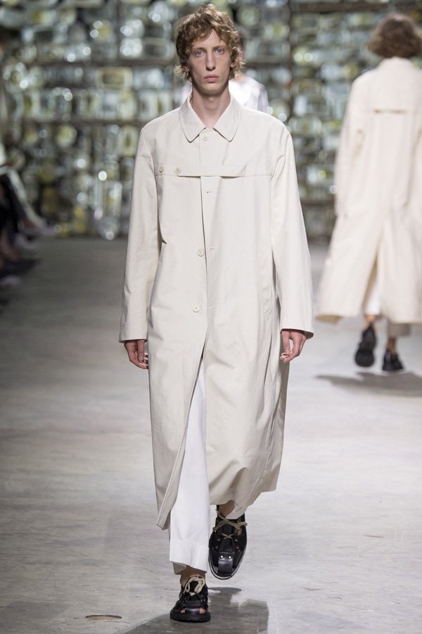 Dries Van Noten（德赖斯·范诺顿）2024巴黎时装男装秀