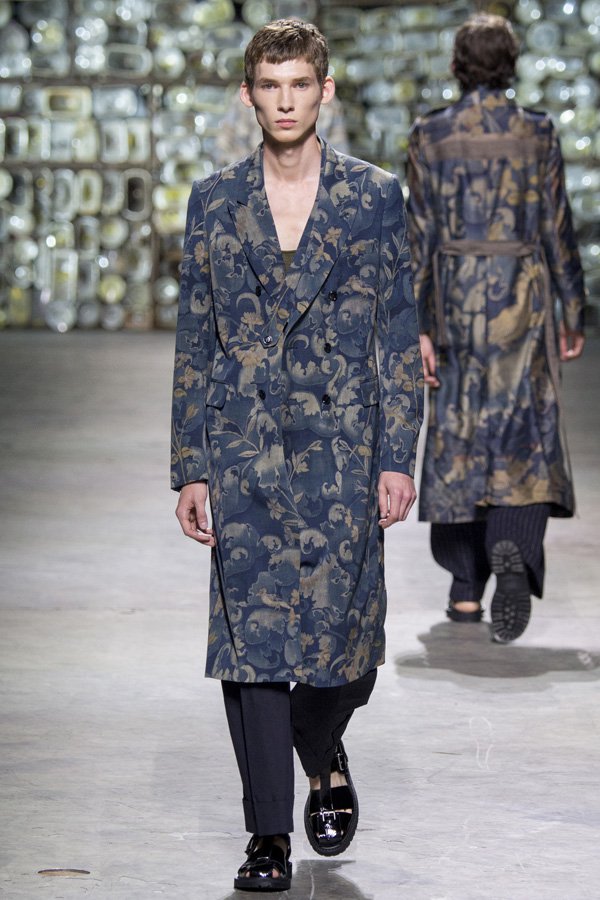 Dries Van Noten（德赖斯·范诺顿）2024巴黎时装男装秀