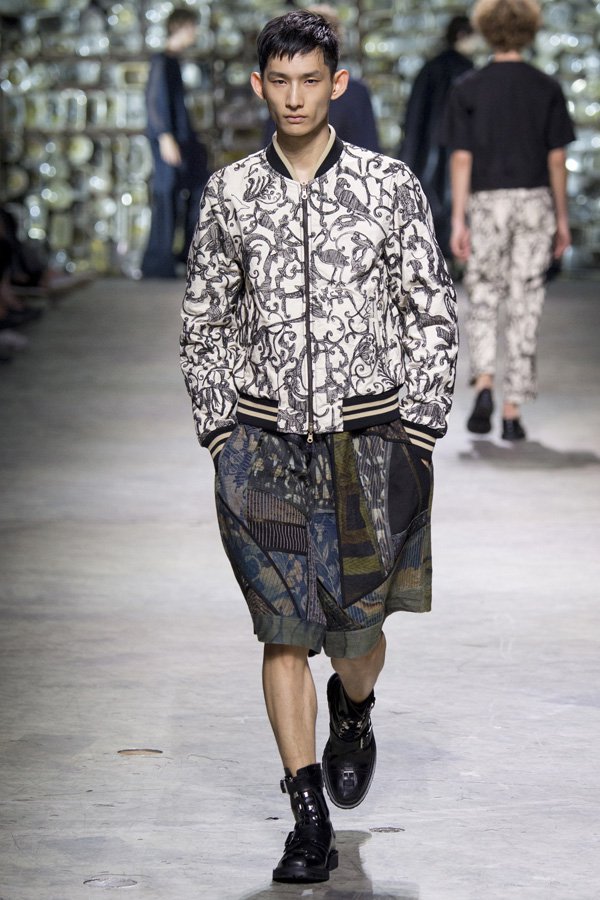 Dries Van Noten（德赖斯·范诺顿）2024巴黎时装男装秀