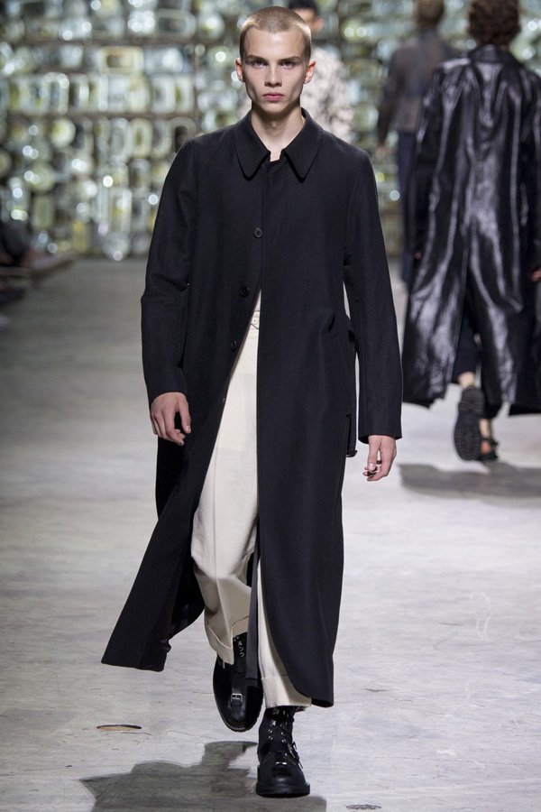 Dries Van Noten（德赖斯·范诺顿）2024巴黎时装男装秀