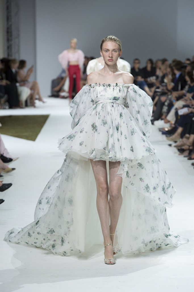 Giambattista Valli 2024巴黎时装周女装高级定制秀