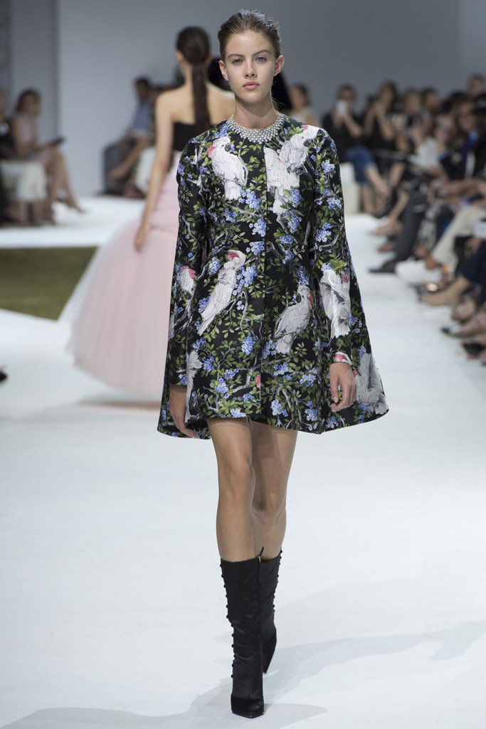 Giambattista Valli 2024巴黎时装周女装高级定制秀