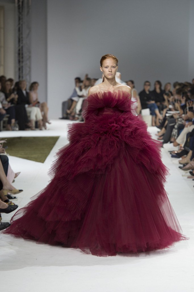 Giambattista Valli 2024巴黎时装周女装高级定制秀