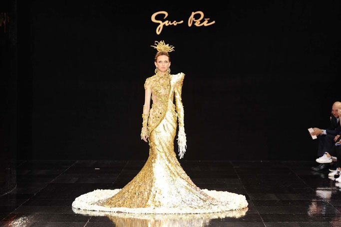 中国设计师郭培Guo Pei 2024巴黎时装周女装高级定制时装秀