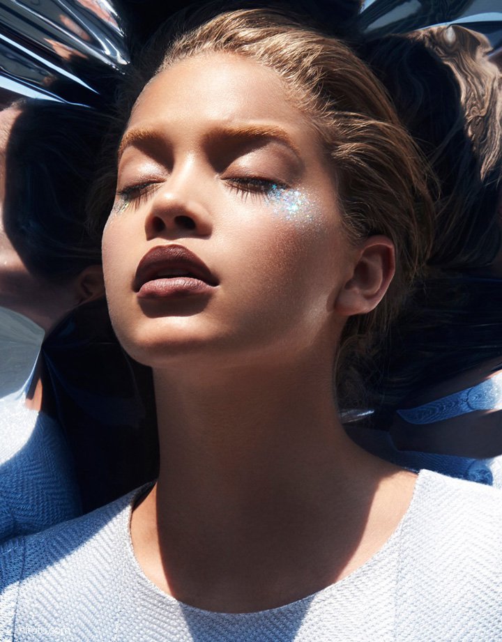 模特Jasmine Sanders 演绎《Vogue》时尚杂志大片