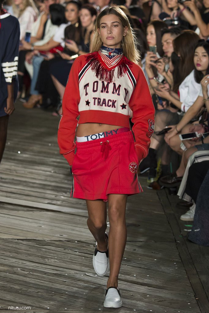 Tommy Hilfiger 2024春夏纽约时装秀