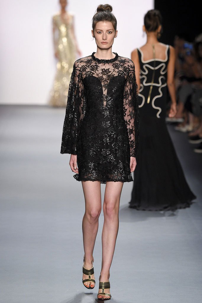 Jenny Packham（珍妮·帕克汉）2024纽约时装发布会女装秀