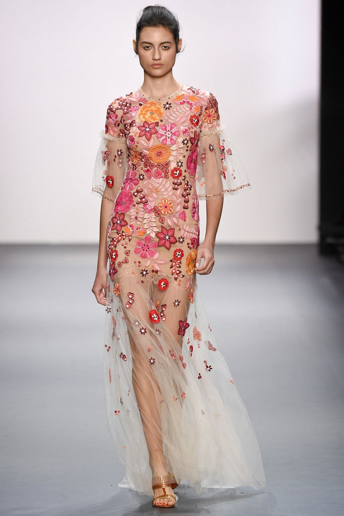 Jenny Packham（珍妮·帕克汉）2024纽约时装发布会女装秀