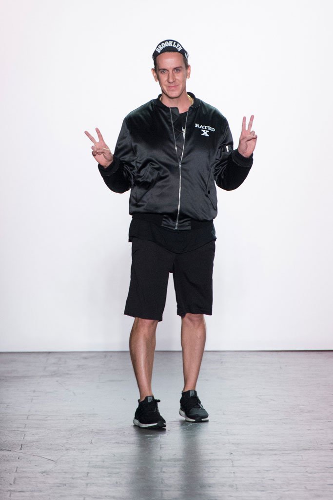 Jeremy Scott 2024纽约时装周女装秀