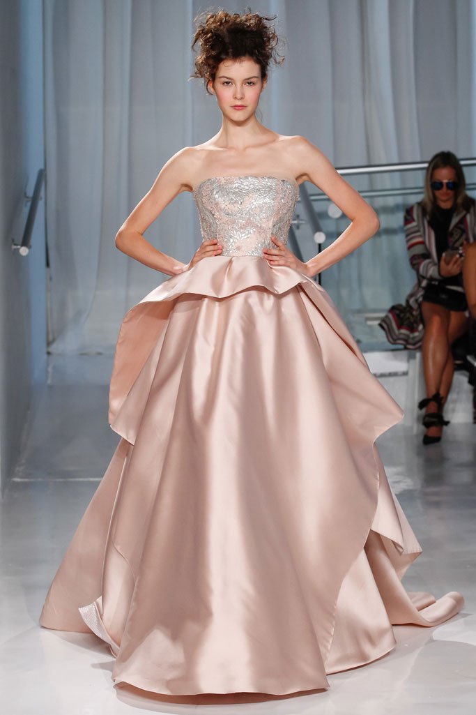 Reem Acra（雷克·阿克拉）2024纽约时装周女装秀