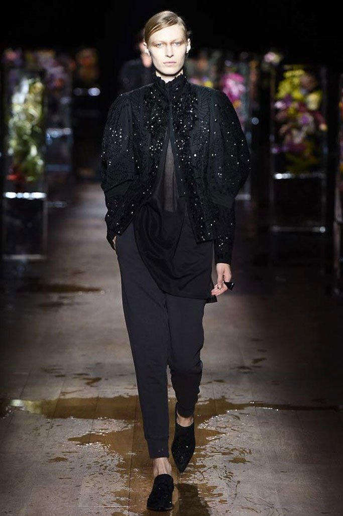 Dries Van Noten 2024巴黎时装周时装秀