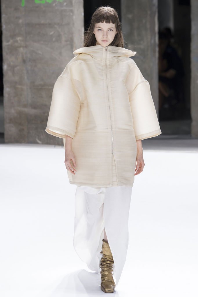 Rick Owens（瑞克·欧文斯）2024春夏巴黎时装周女装秀