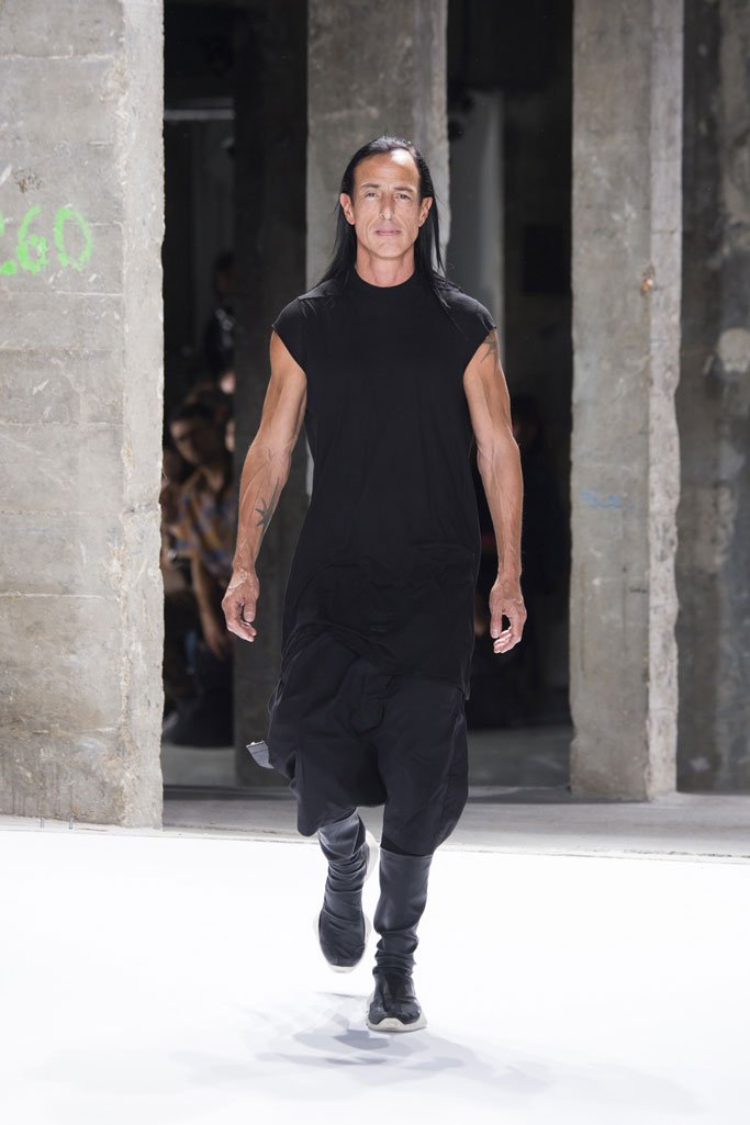 Rick Owens（瑞克·欧文斯）2024春夏巴黎时装周女装秀