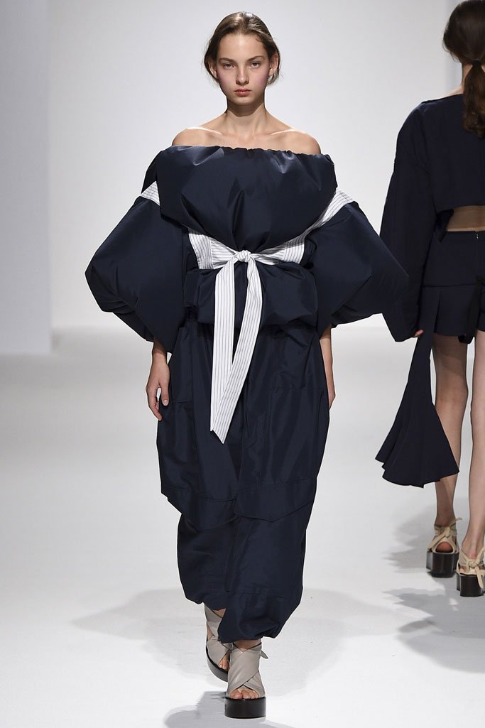 Chalayan（卡拉扬）2024巴黎时装周女装秀