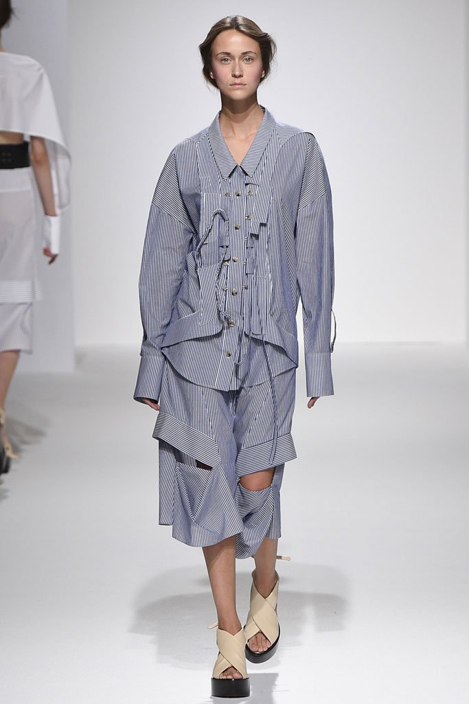 Chalayan（卡拉扬）2024巴黎时装周女装秀