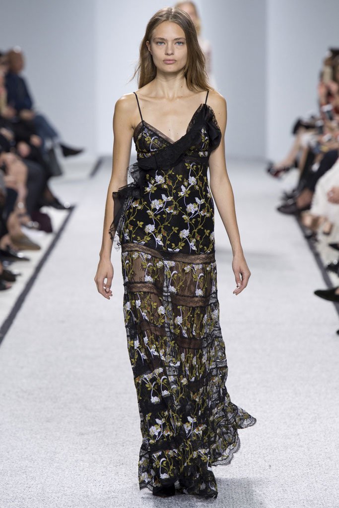 Giambattista Valli 2024春夏巴黎时装周时装秀