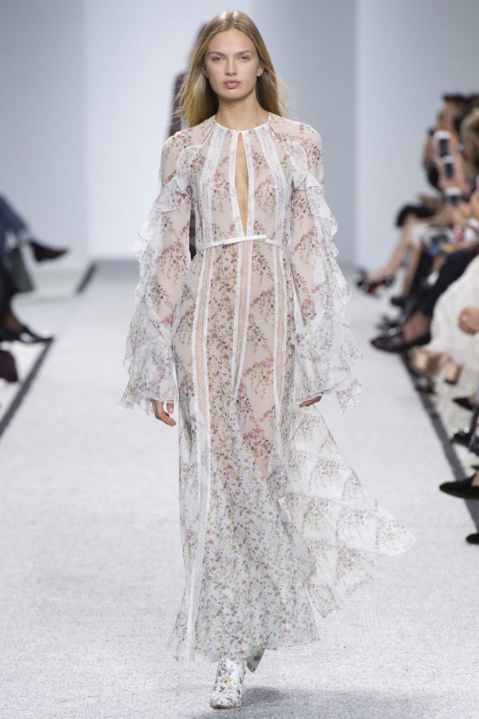 Giambattista Valli 2024春夏巴黎时装周时装秀