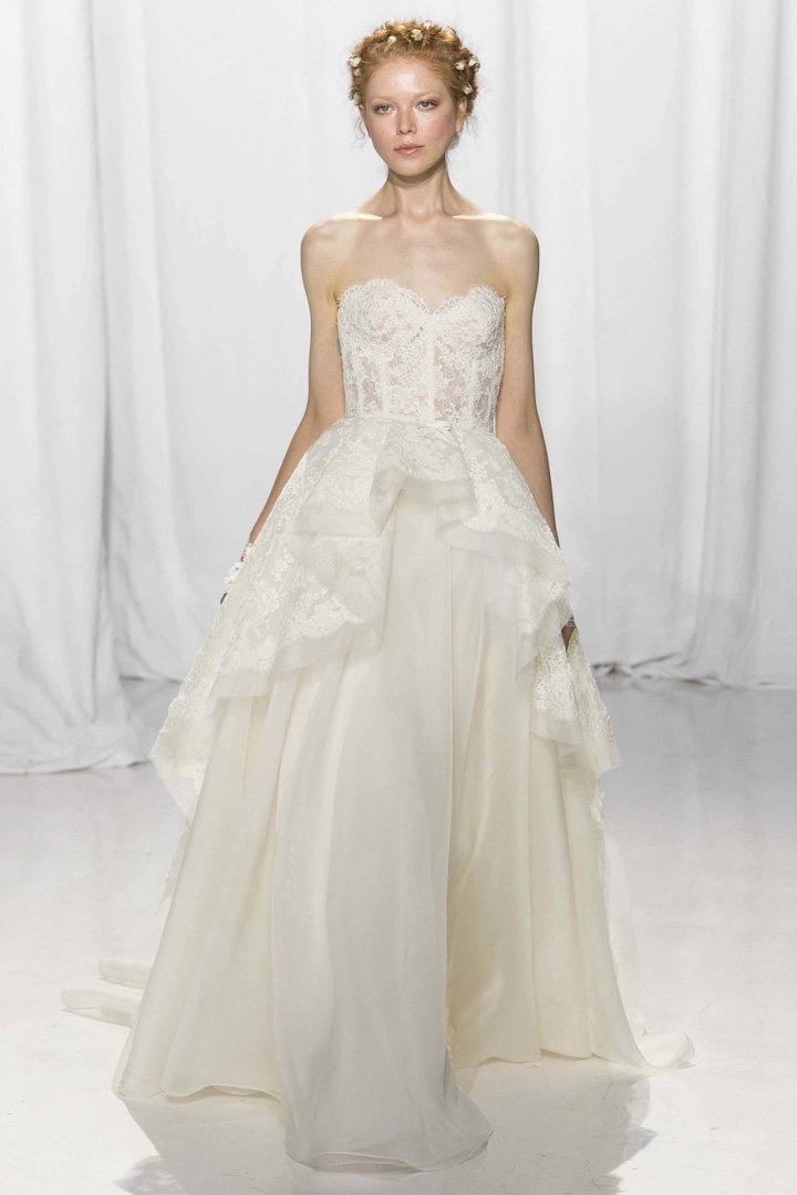 Reem Acra（雷姆·阿克拉）2024纽约婚纱周婚纱秀