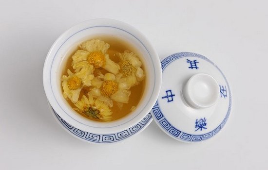 喝菊花茶拉肚子怎么回事 菊花性寒绝不宜多喝