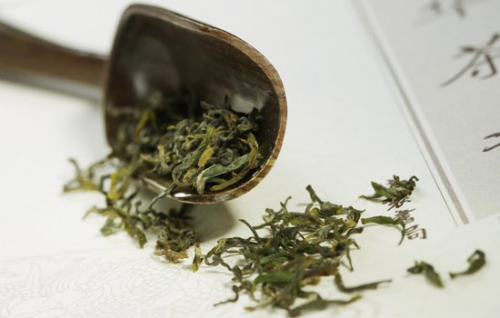 红茶和绿茶的区别 6大不同教你鉴别红茶和绿茶