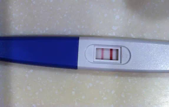 验孕棒出现两条杠确定是怀孕吗