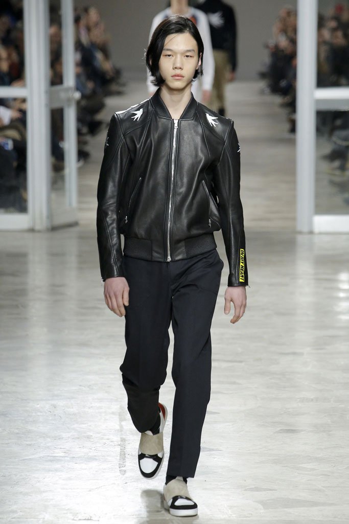 Tim Coppens（蒂姆·科庞）2024佛罗伦萨Pitti Uomo男装秀