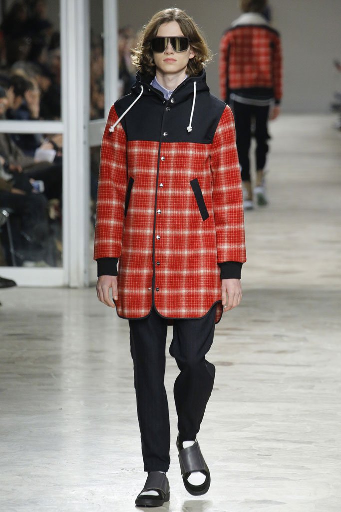 Tim Coppens（蒂姆·科庞）2024佛罗伦萨Pitti Uomo男装秀