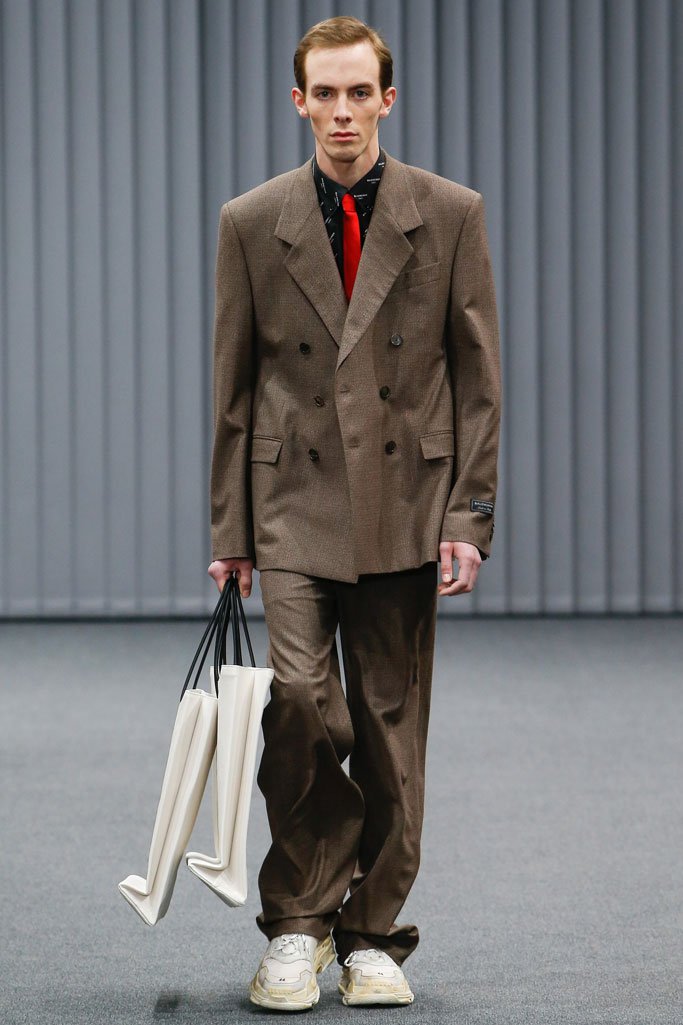 Balenciaga（巴黎世家）2024巴黎时装周男装秀