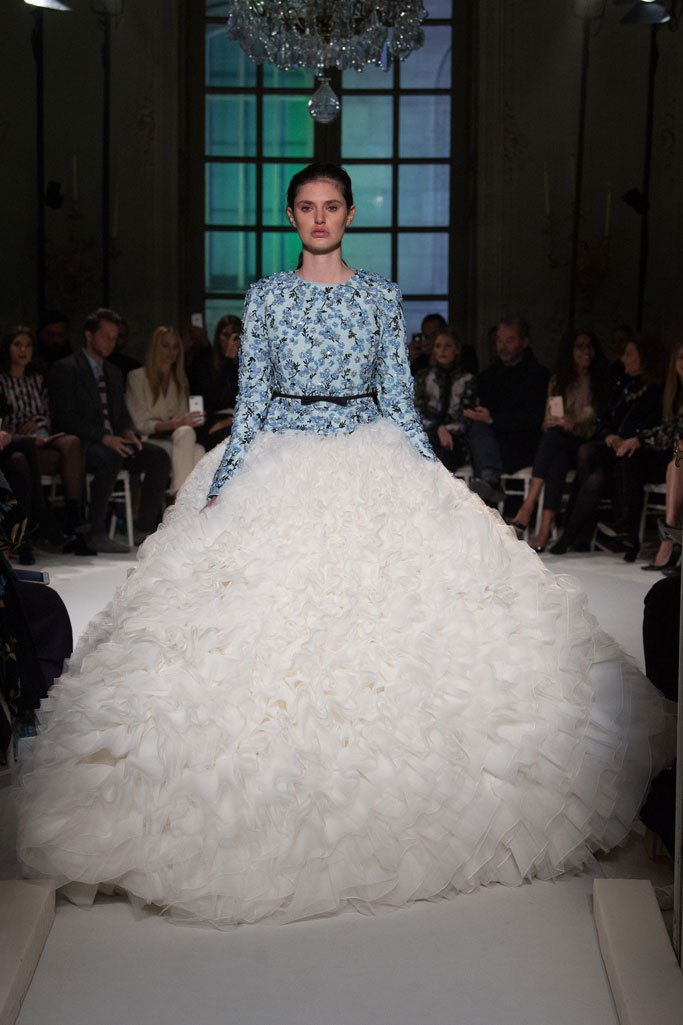 Giambattista Valli 2024巴黎时装周春夏时装秀