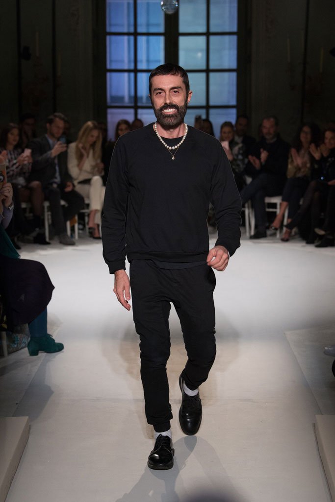 Giambattista Valli 2024巴黎时装周春夏时装秀