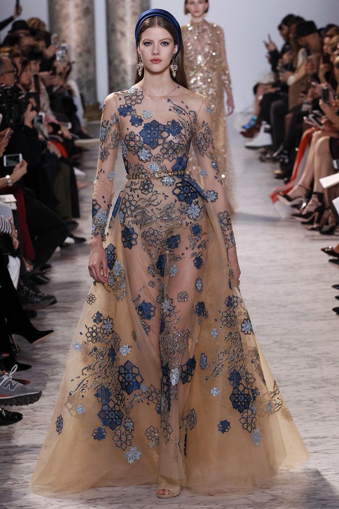 Elie Saab（艾利·萨博）2024巴黎时装周春夏时装秀