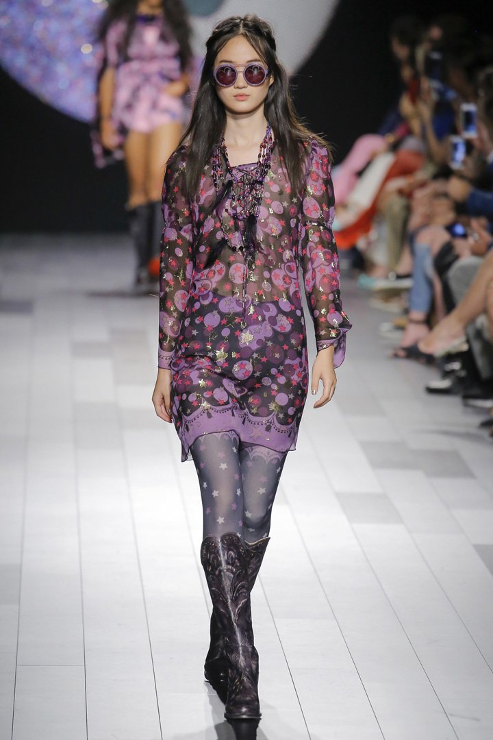 Anna Sui（安娜苏）2024纽约时装周时装秀