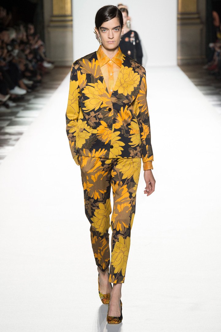 Dries Van Noten 2024巴黎时装周时装秀