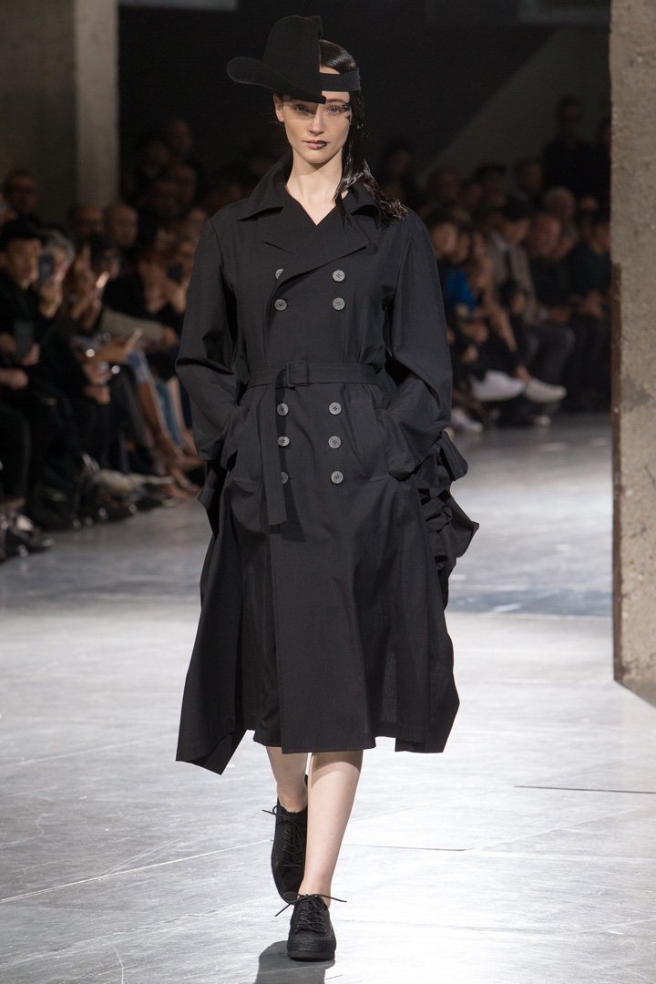 Yohji Yamamoto（山本耀司）2024巴黎时装周时装秀