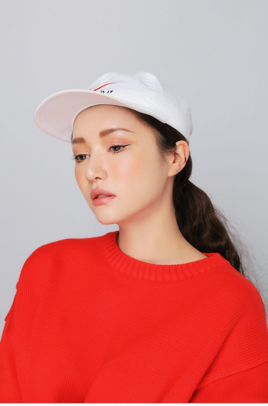 3CE 与Maison Kitsuné 推出联乘系列彩妆