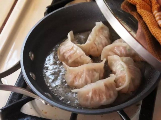 饺子的家常做法 饺子这样做简直好吃棒了