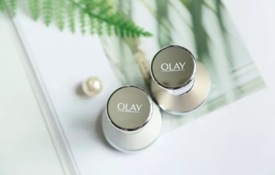 olay小哑铃银色怎么开 金银两色小哑铃导入仪使用攻略