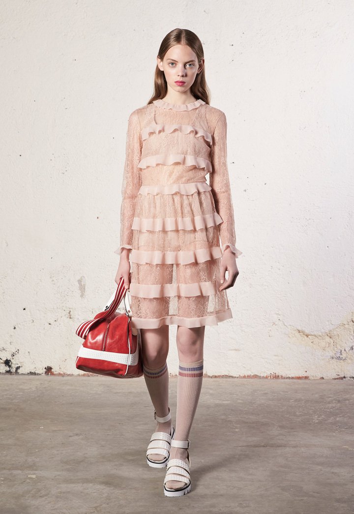 Red Valentino 2024时尚服装造型图