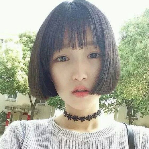 蘑菇头发型图片女 蘑菇头女